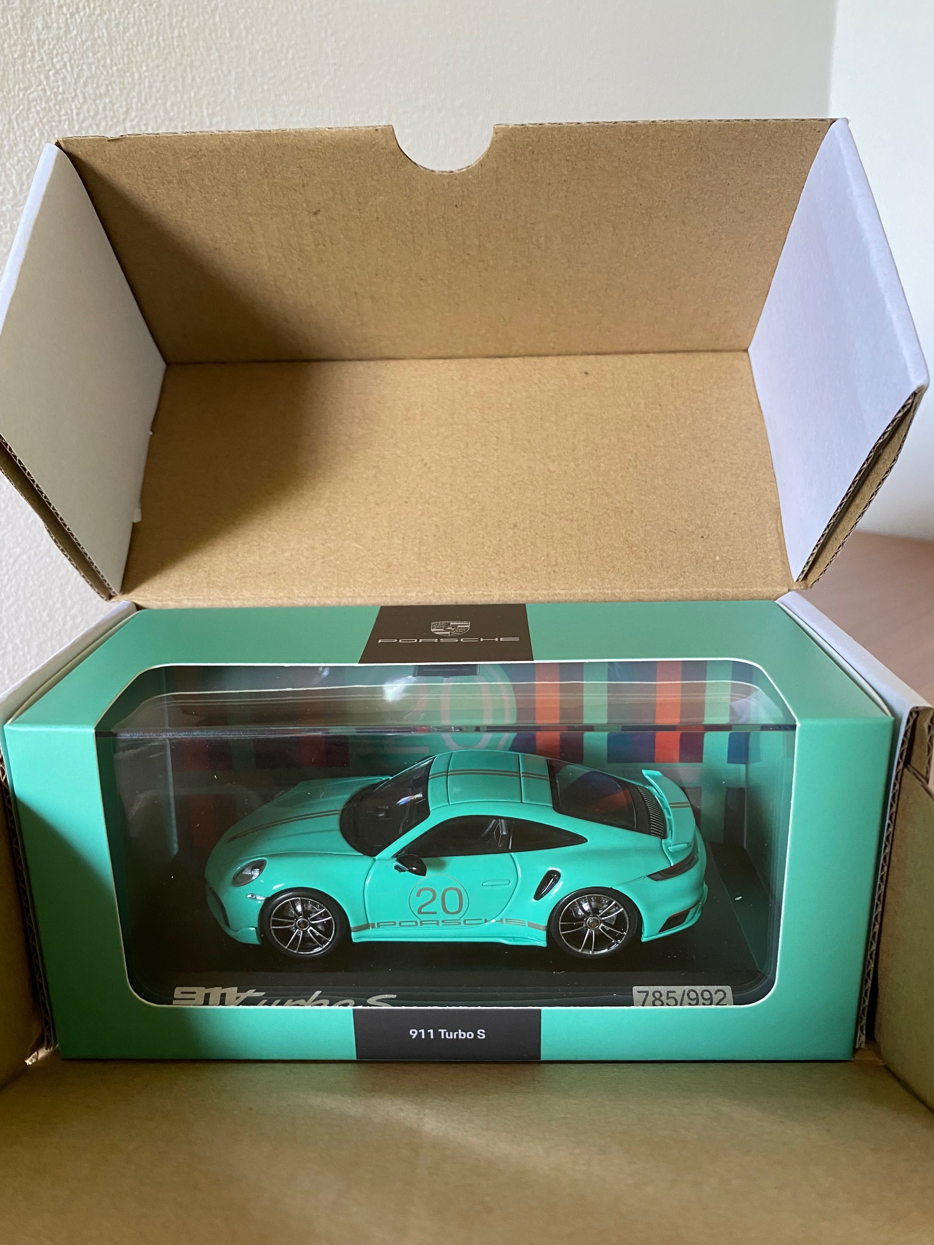 Porsche 991 Turbo S 1:43