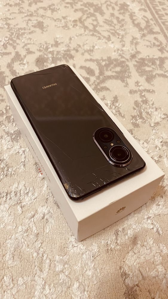 Продам Huawei Nova 9 SE 8/128 ГБ.