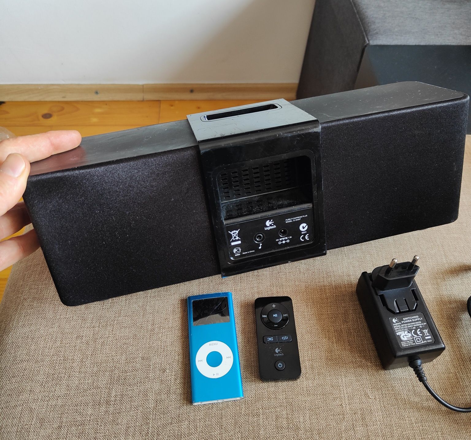 Boxa audio Logitech Pure-fi Express Plus iPod iPhone+telecomanda