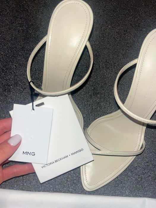 Сандали Victoria BECKHAM x Mango