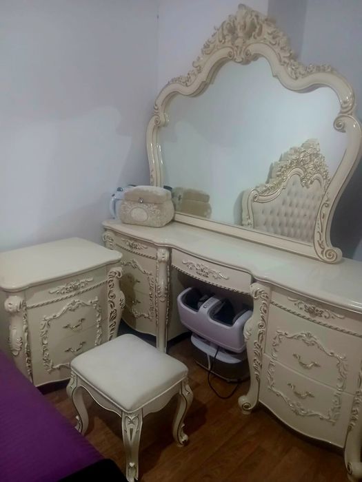 Спальный стенка,