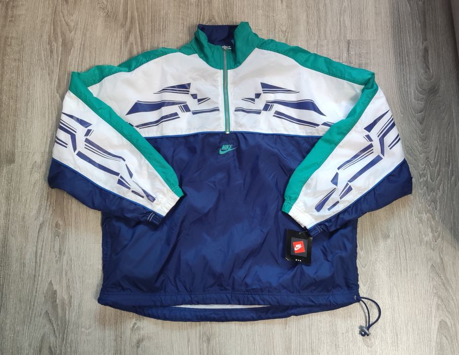 Ново Nike Vintage мъжко яке L size