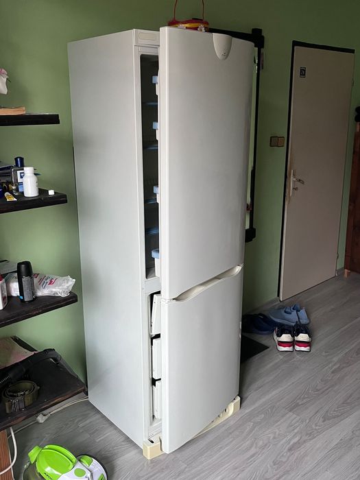 Хладилник Indesit