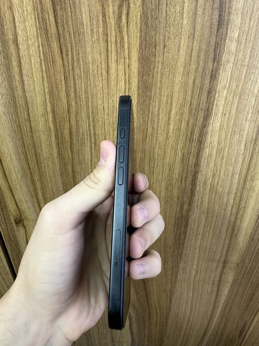 iphone 16 black 128 gb 100% 119 sikl