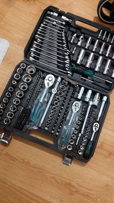 Набор инструментов ключей