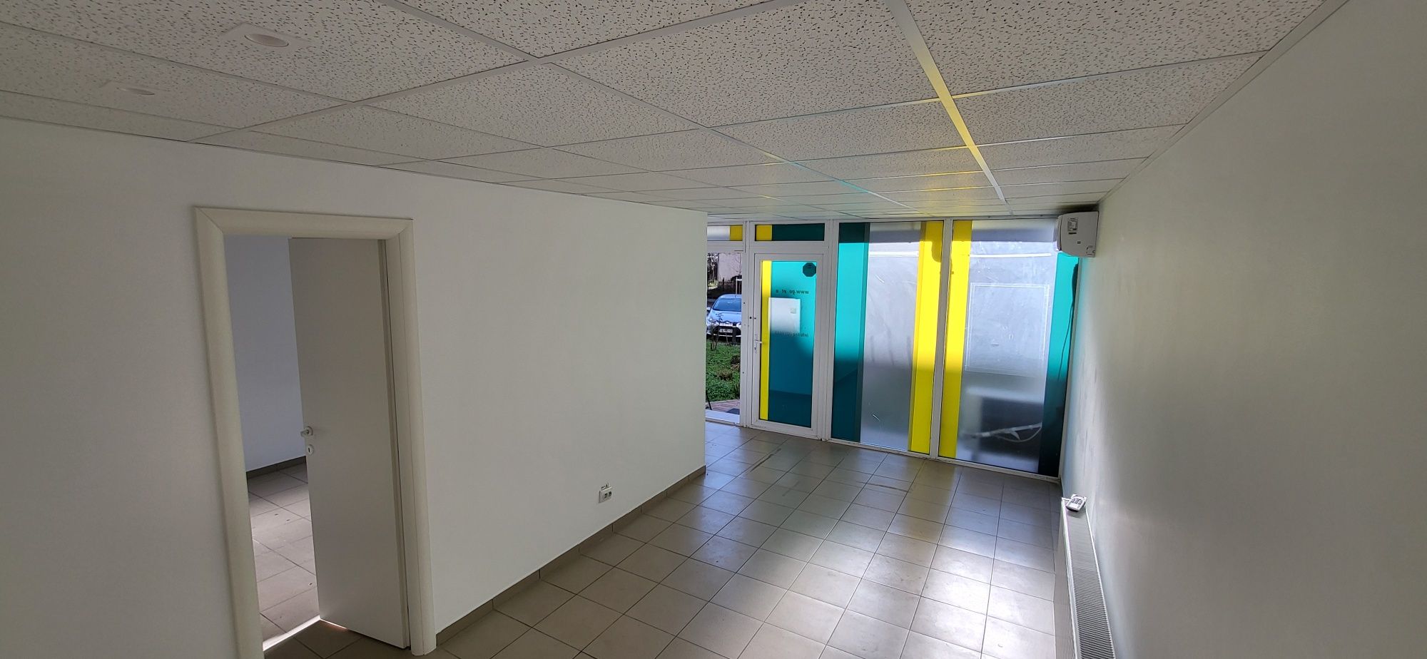 Vând sau închiriez spațiu comercial 50m/2  500€