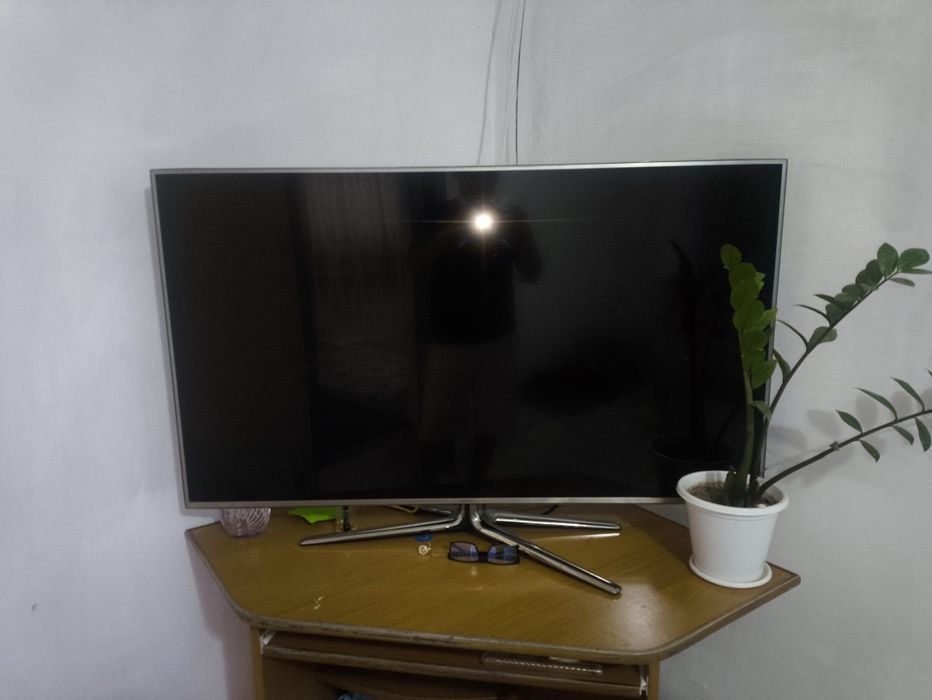 Большой смарт ТВ Samsung samrt tv 3d