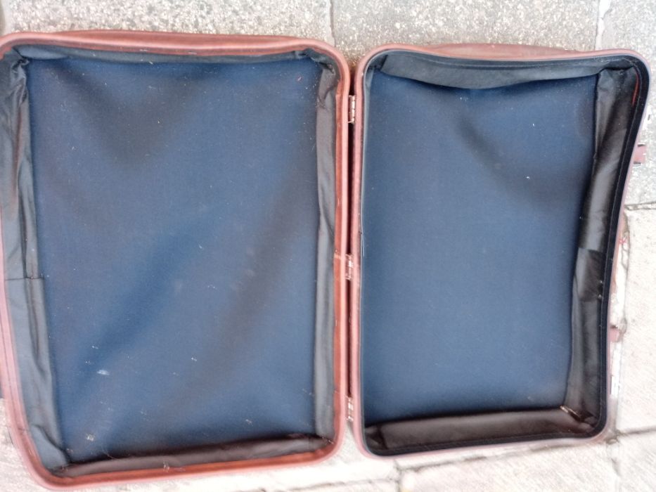 Geamantan valiza din piele