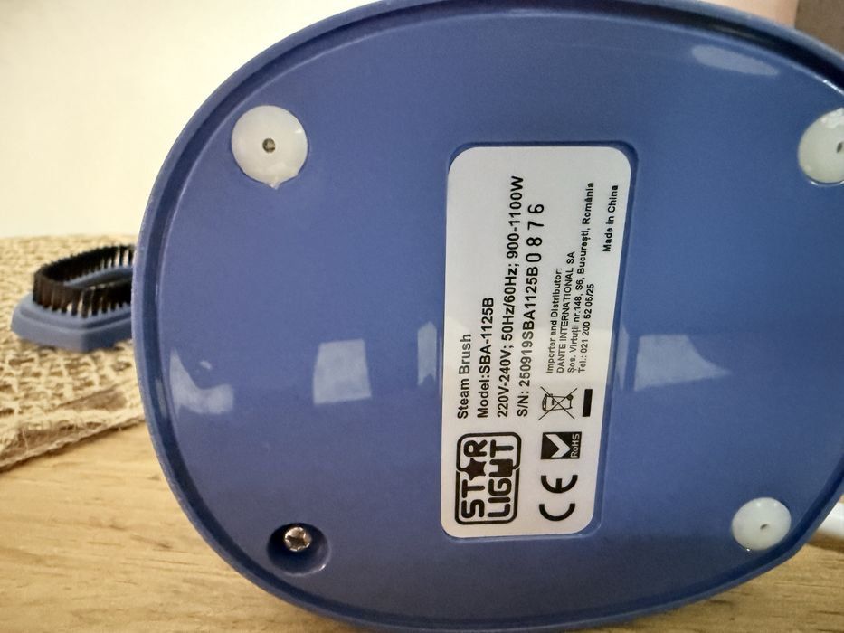 Ca nou ! Aparat de calcat cu aburStar alight Easy Go