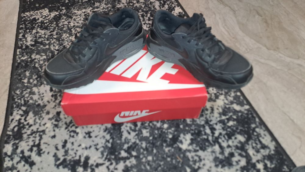 Маратонки Nike Air Max 42