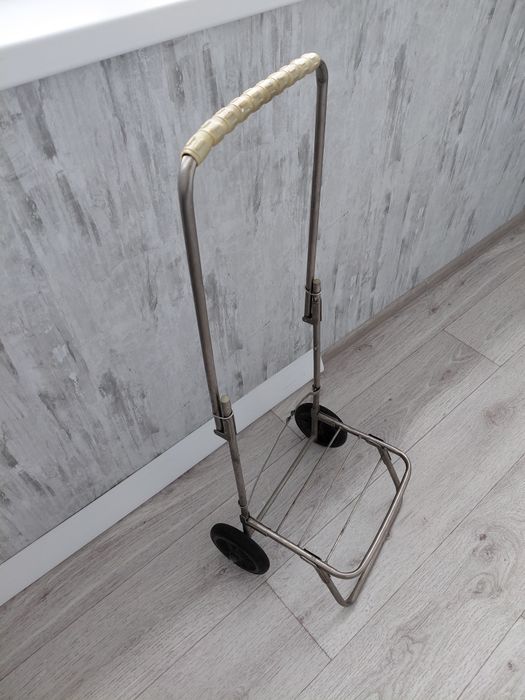 Продам тележку. Б/у.