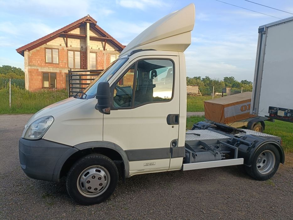 Ansamblu Iveco Daily 3.0 180 cp 8.7 tone pe ansamblu