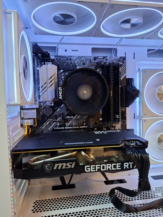 PC Ryzen 5600x cu RTX 3060 Ti