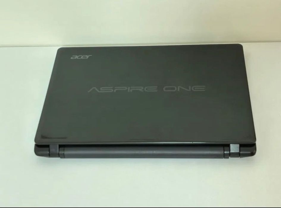 Laptop Acer Aspire One 725 C7 11,6” 8gb RAM 320 hdd w10