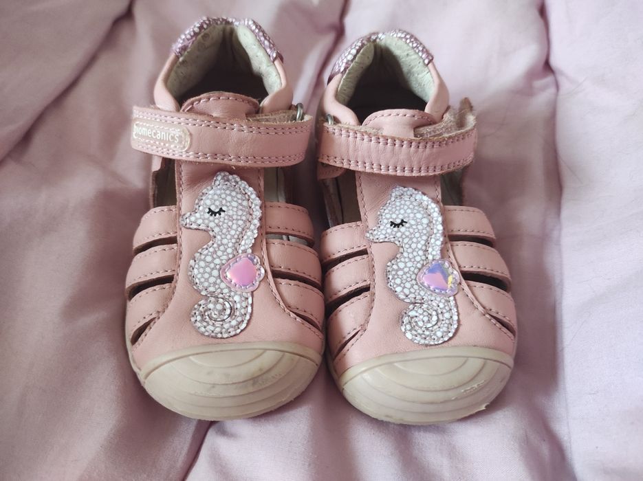 Sandale 24 biomecanics