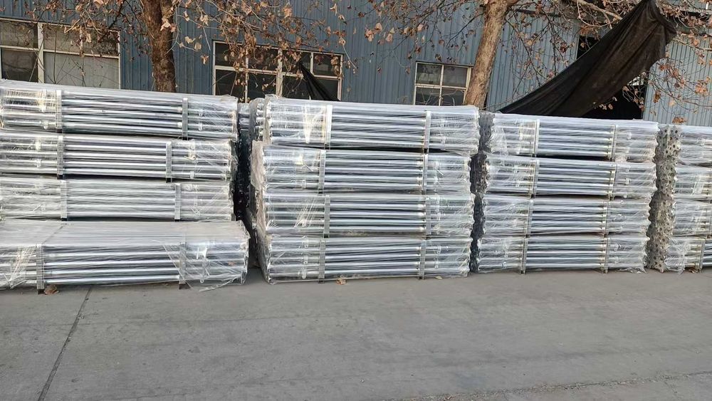 Стойки для монолитный