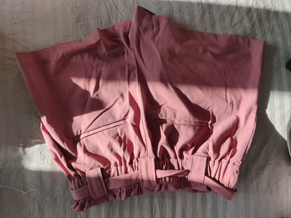 Дамски къси гащи с колан