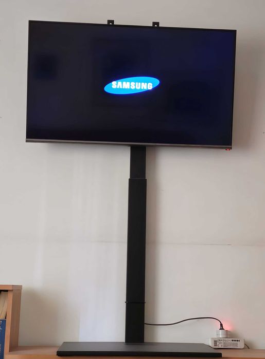 Tv LED Samsung 101 cm Full HD + suport metalic de podea