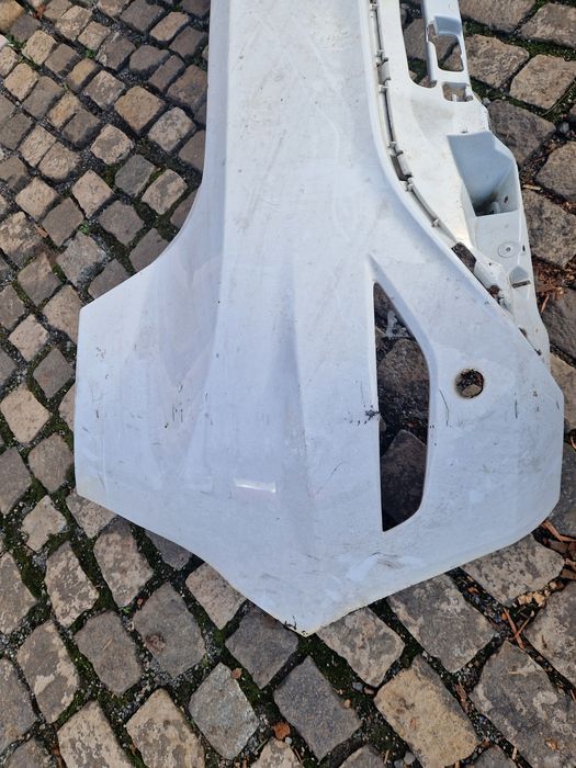 Bara spate Ford Fiesta Mk7 cu locas senzori