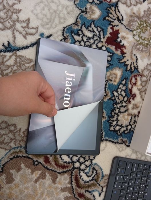 Yengi Planshet klaviaturali Full