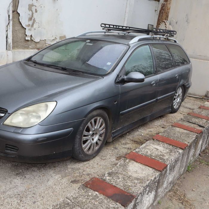 Щора на багажника за Ситроен С5 комби 2005 год.