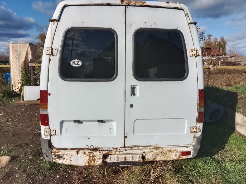 Продам газель 2.4 сиденья сняты двигатель и коробка снята