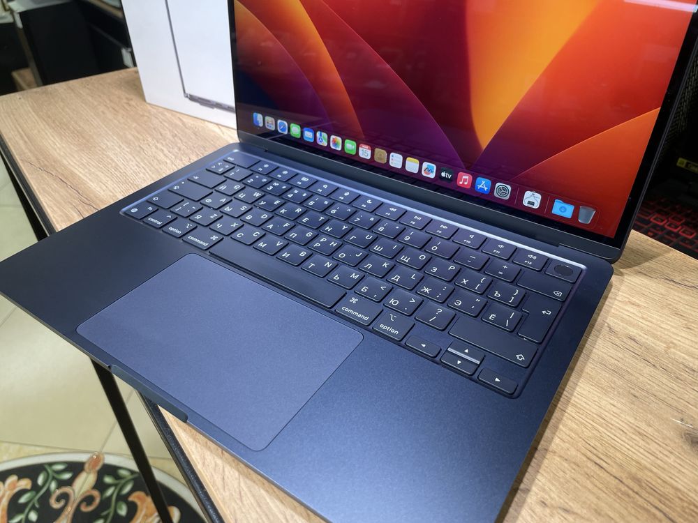 Новый MacBook Air 13.6-inch, M2, 2022г, 8/256GB, синий, 8461/А10