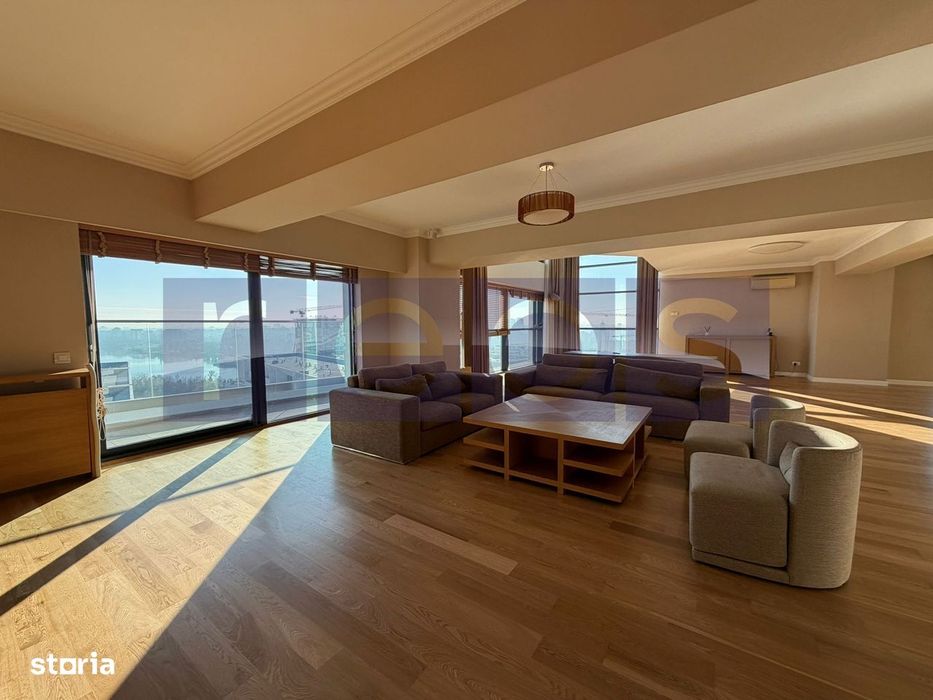 Vanzare penthouse cu view spectaculos in Complex Upground