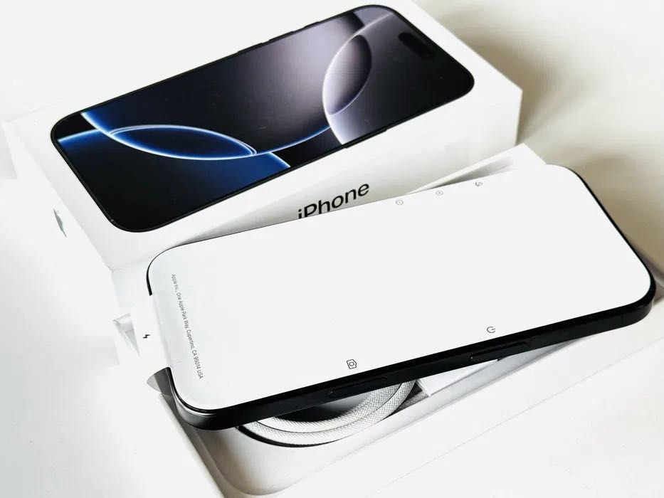 Iphone 16 Pro 128GB Black Titanium Гаранция 6 месеца