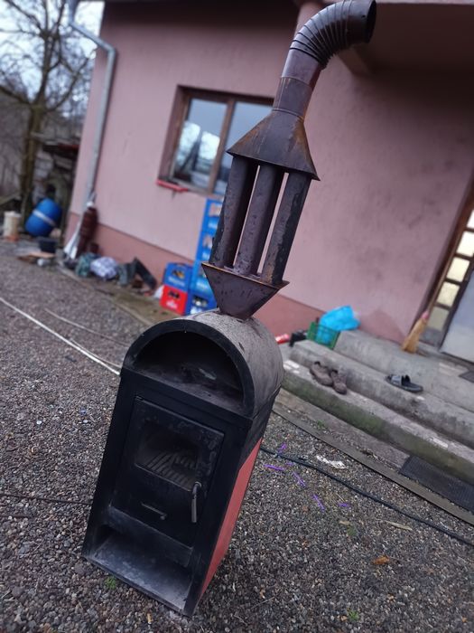 Vând soba tip șemineu