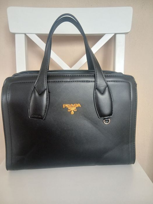 Луксозна дамска чанта