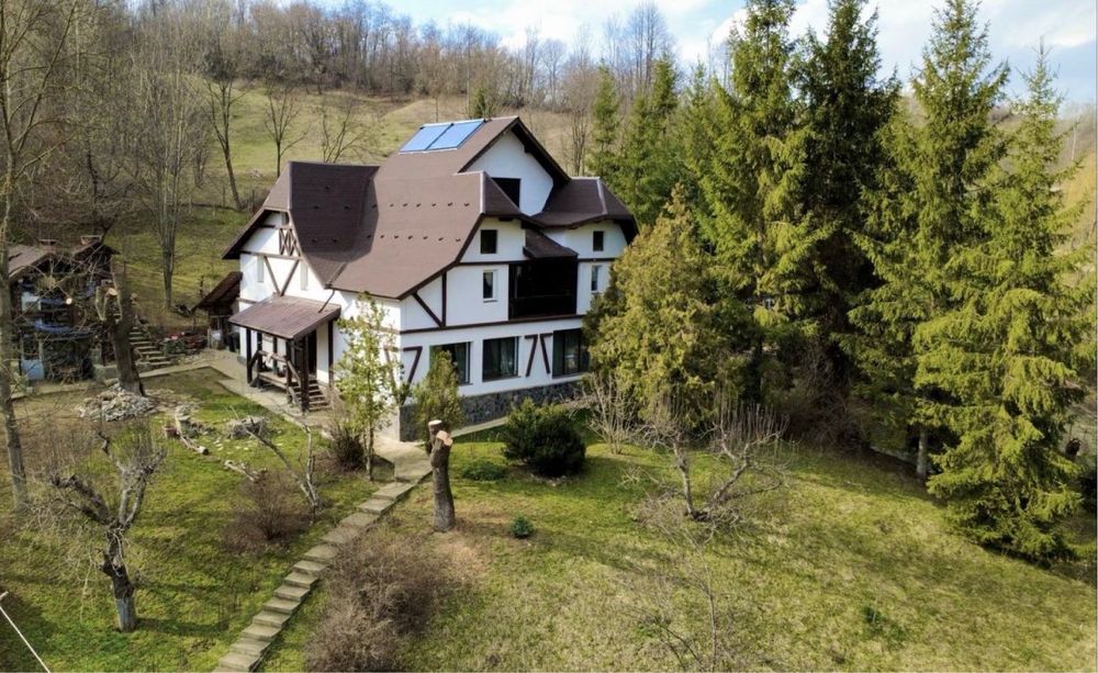 Cazare Casa TES - Camere de inchiriat, Craciun, Vila, Cabana, Pensiune