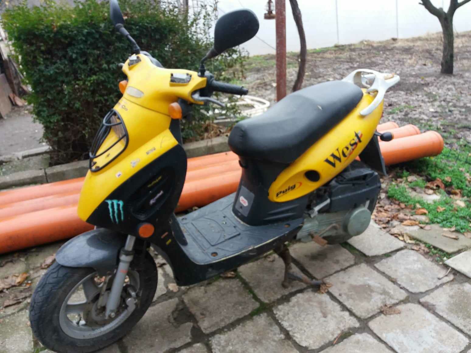 Продавам скутер 150куб.