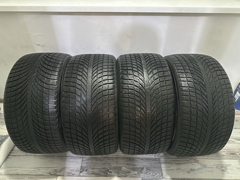 Michelin 295/35R21
