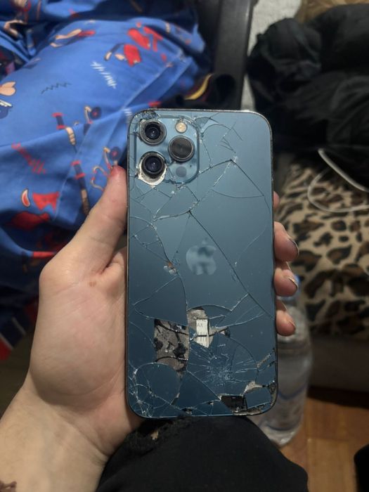 Продаю iphone 12 pro max