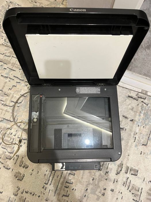 Принтер Mf 211.