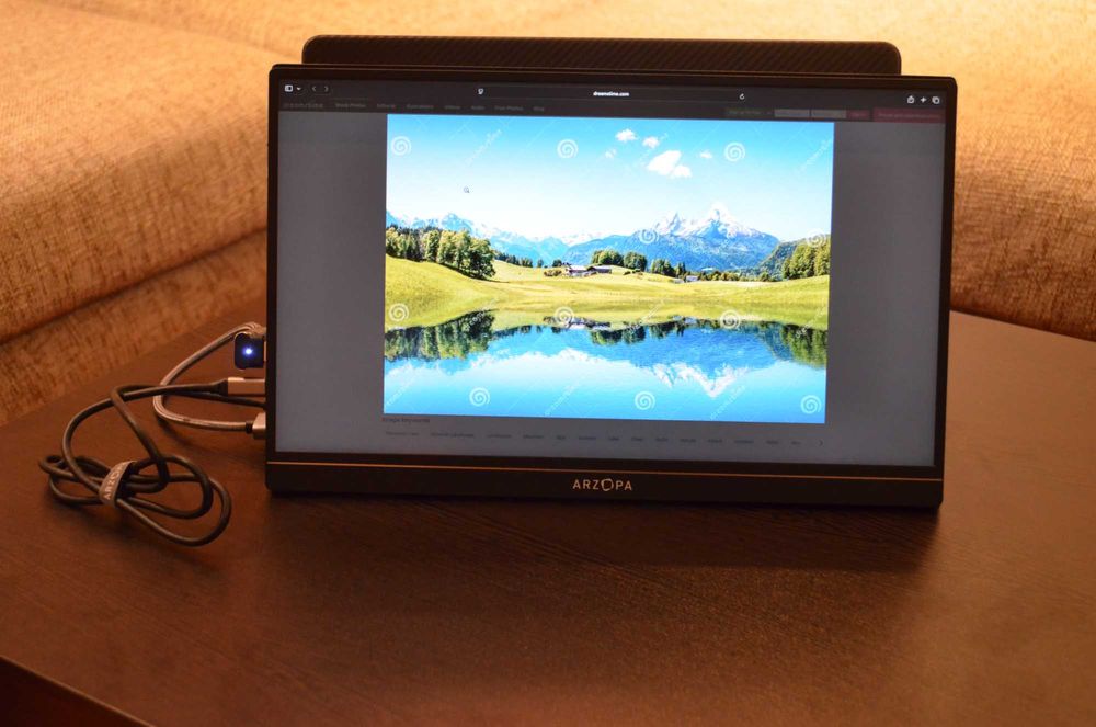 Портативен (Допълнителен) дисплей 15,6" ARZOPA + Клавиатура и мишка.