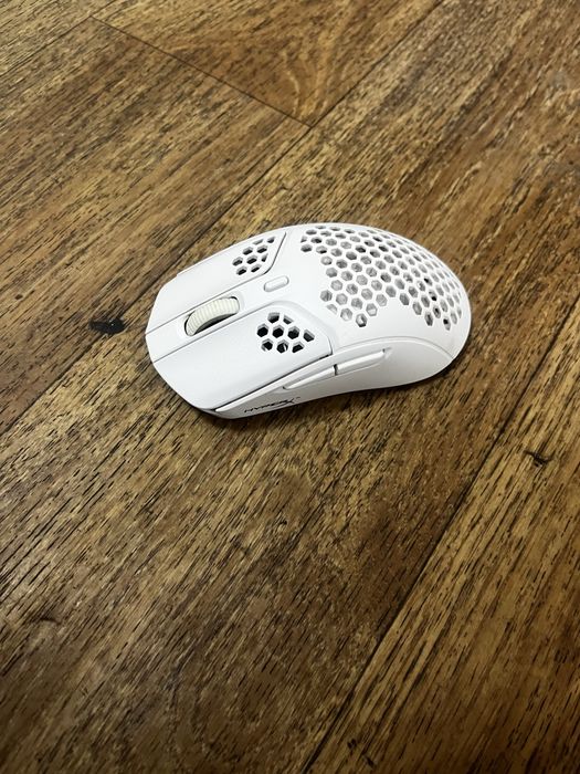 продам мышку hyperx pulsefire haste wireless