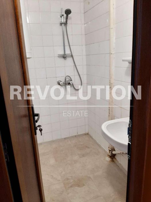 Дава се под наем Тристаен апартамент в Варна, Чайка - 75 кв.м за 375 € - Снимка #6