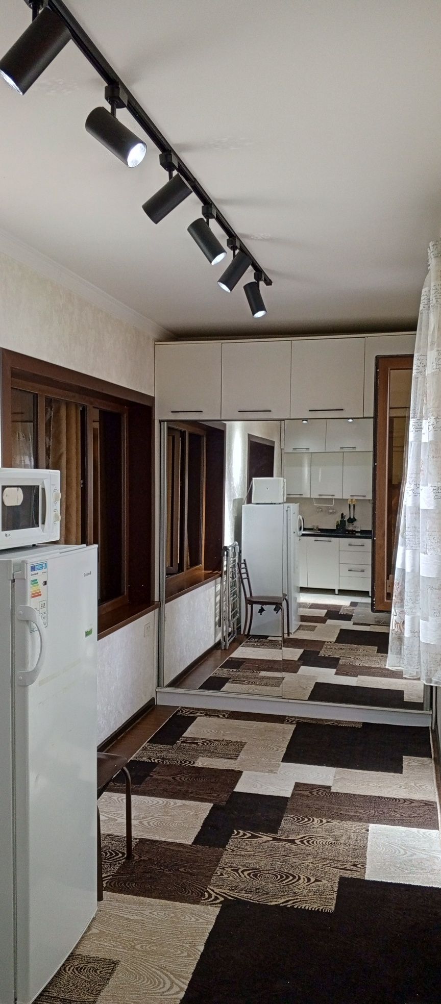 Квартира Юнусабад 19кв 34дом 3/1/5