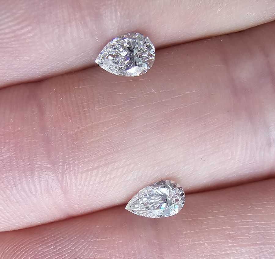 Diamante pereche 1 ct.