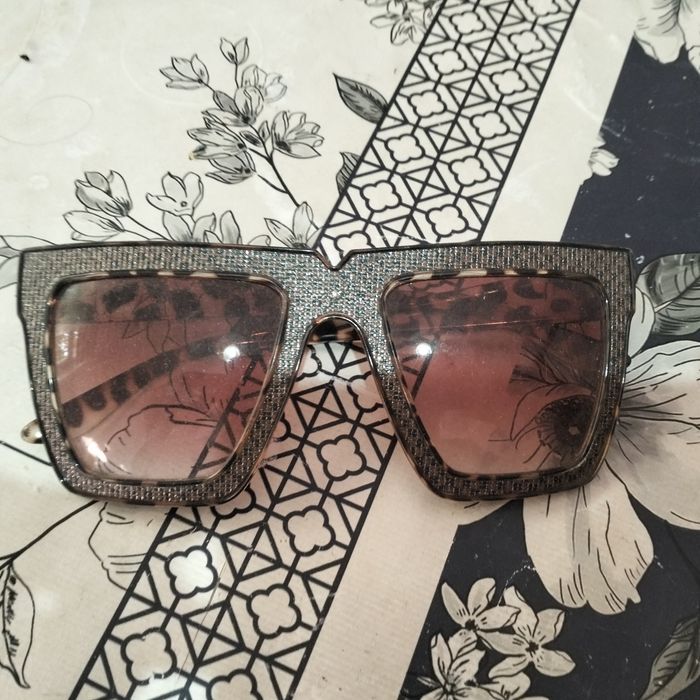 Achki sotiladi 4 ta dona