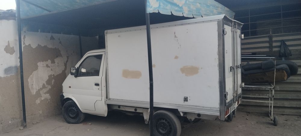 Донфен  2013 йил сотилади