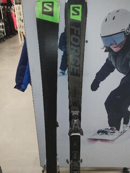 Schiuri adulti Salomon 170 cm negru cu - produs resigilat Decathlon