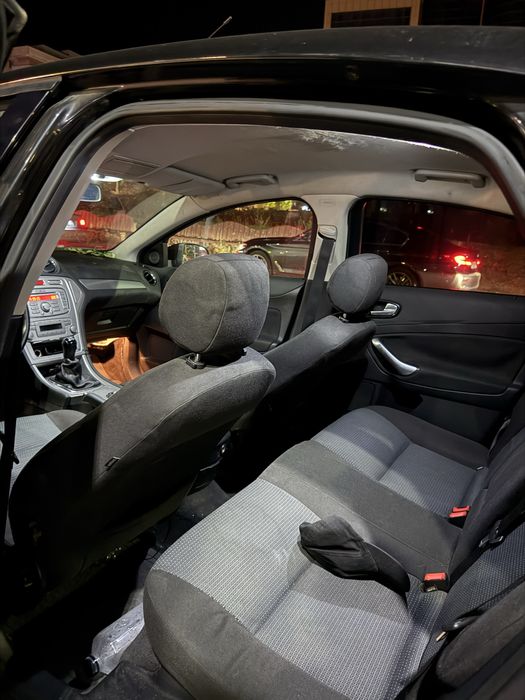 Vand sau schimb Ford Mondeo mk4 2008