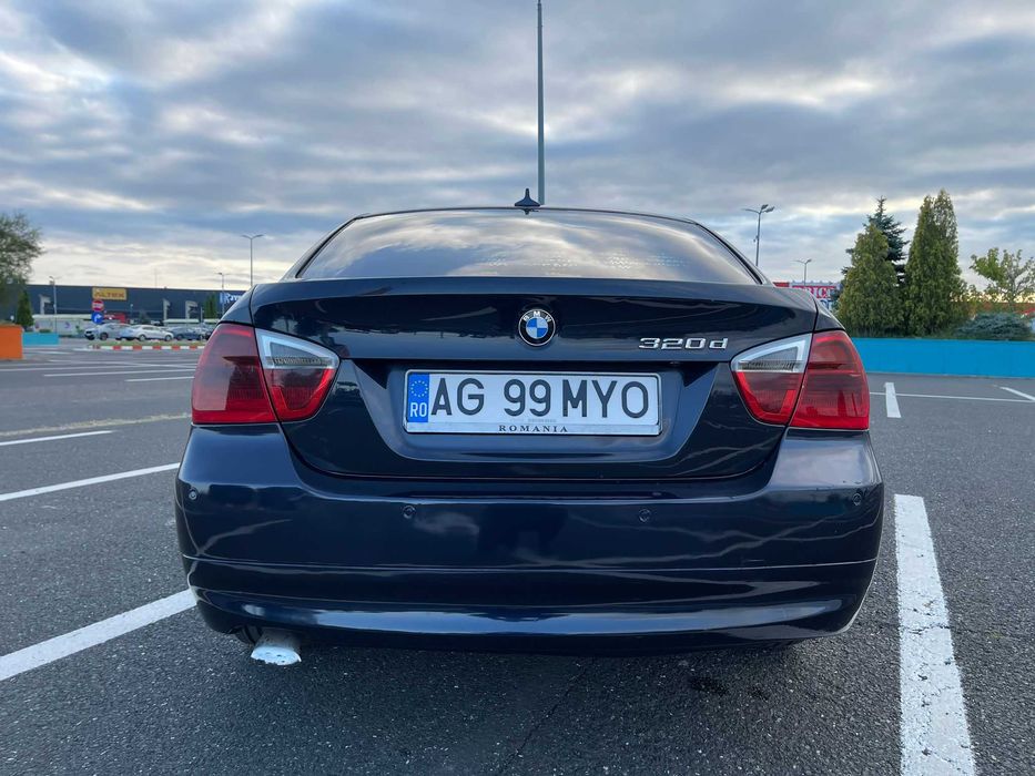 Vand BMW E90 320D automat