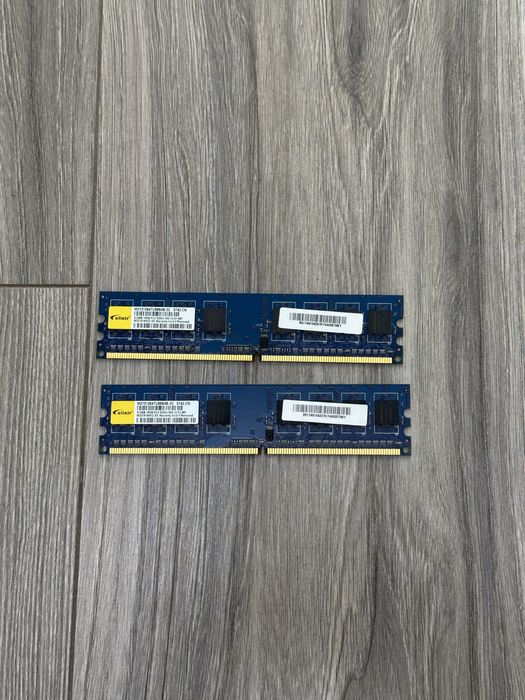 Memorie Ram 2x512MB DDR2