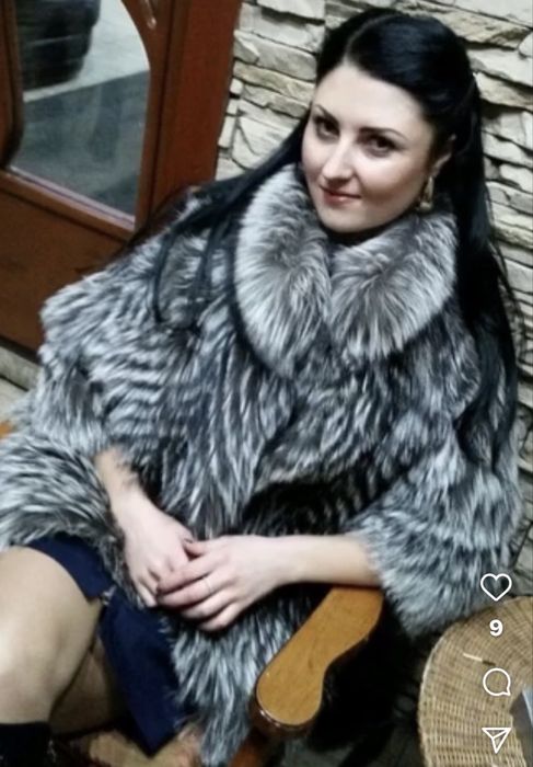 Продам шубу чернобурки