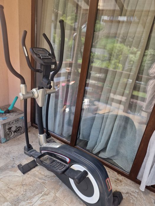 Vand bicicleta eliptica Kettler Curo M