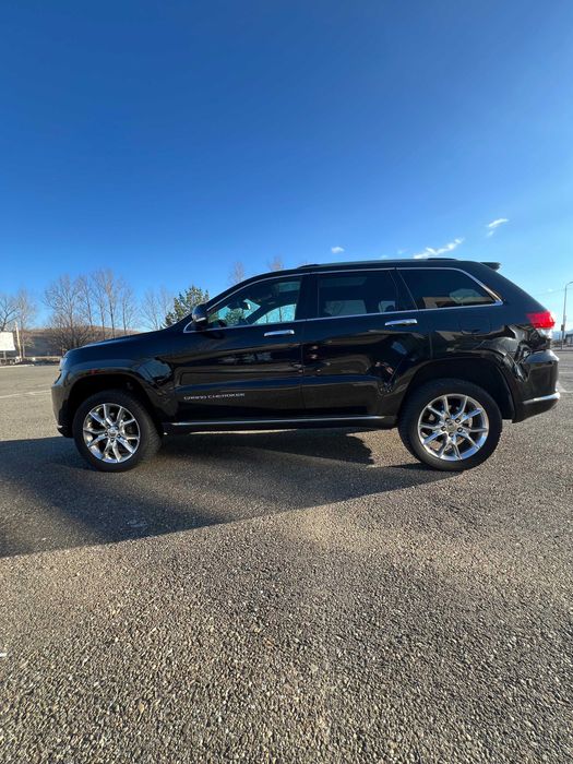 Jeep Grand Cherokee WK2 SUMMIT